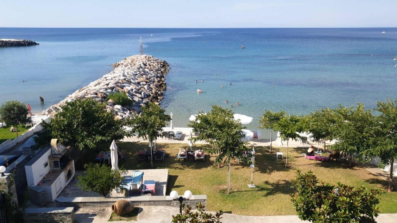 Aparthotel Pansion Alexandros By The Sea Nea Skioni Exterior foto